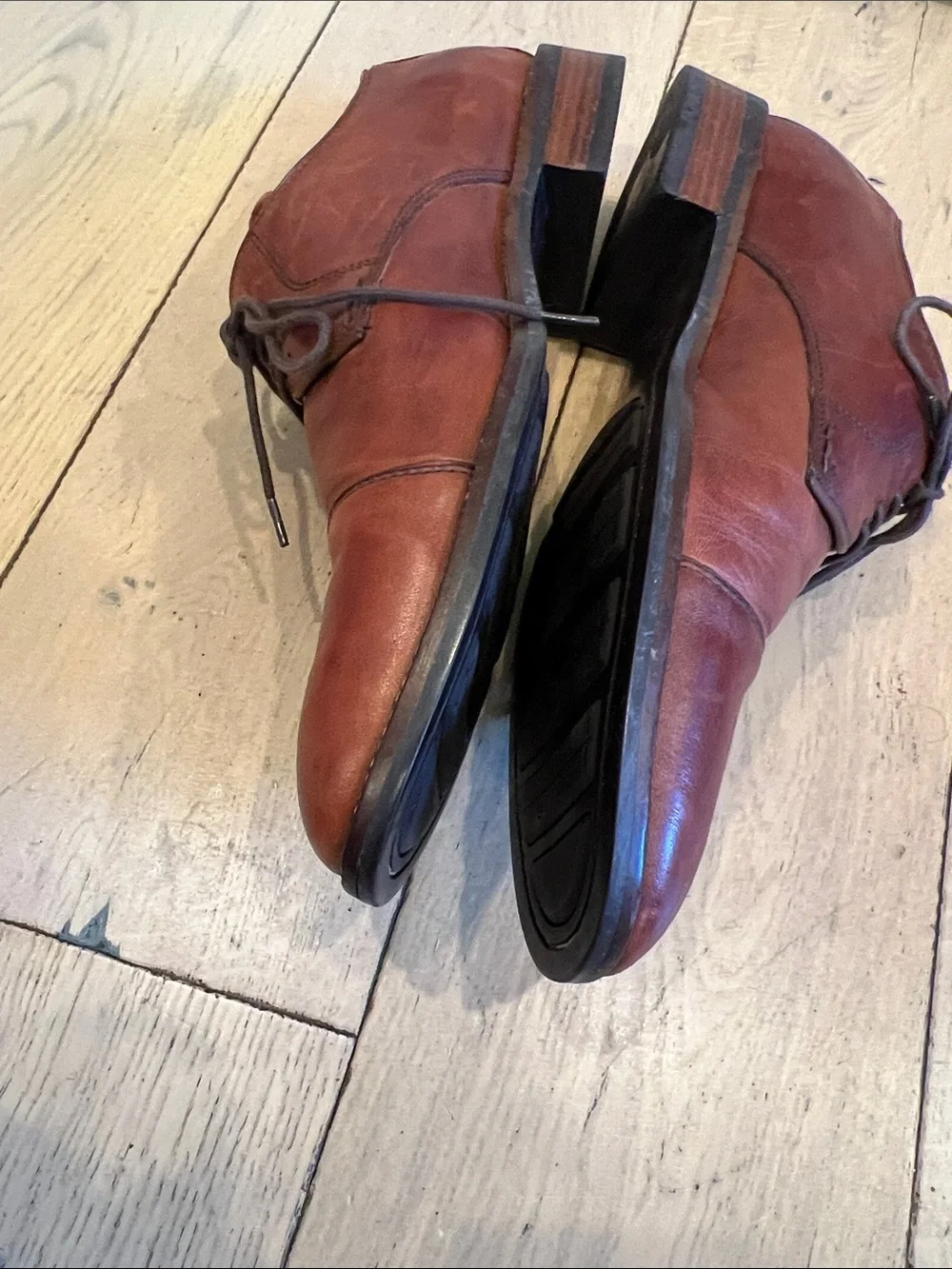 Cole Haan Men’s Chestnut Brown Leather Derby Shoes